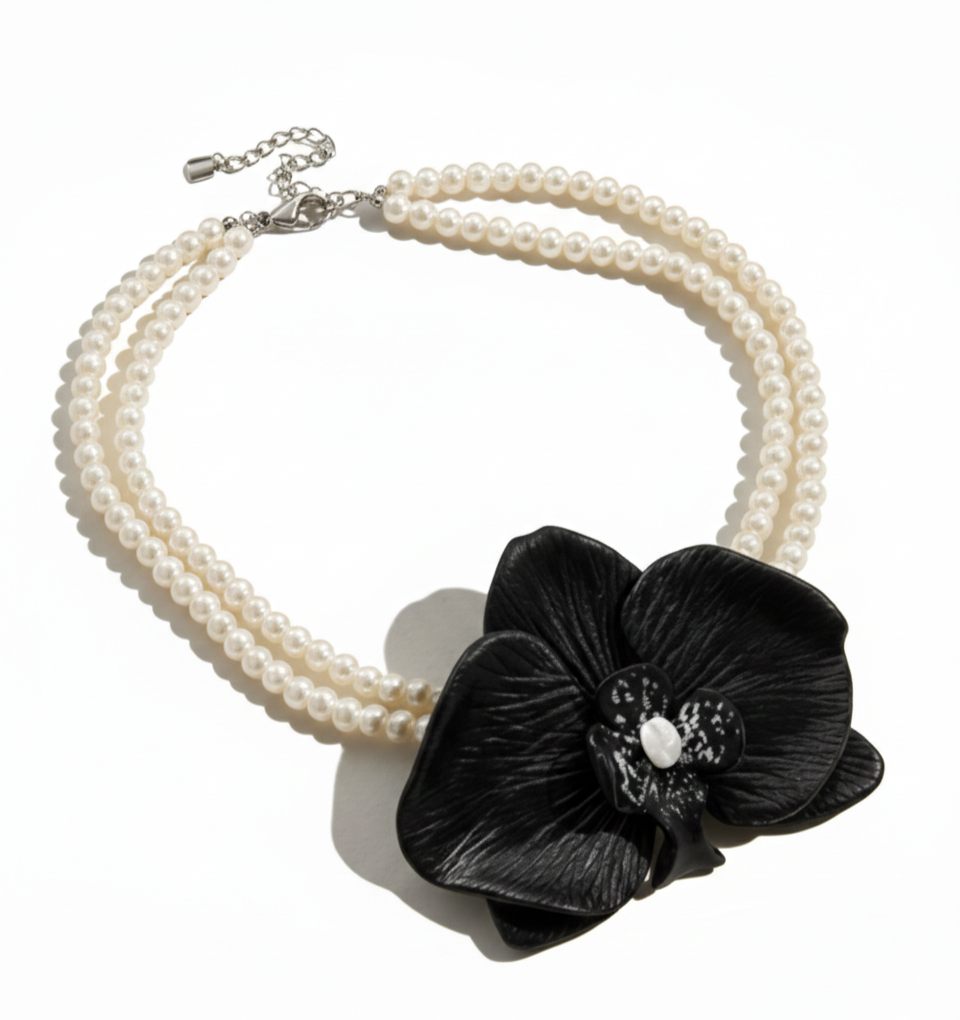 Hepburn Necklace - Orchid Pearl Choker